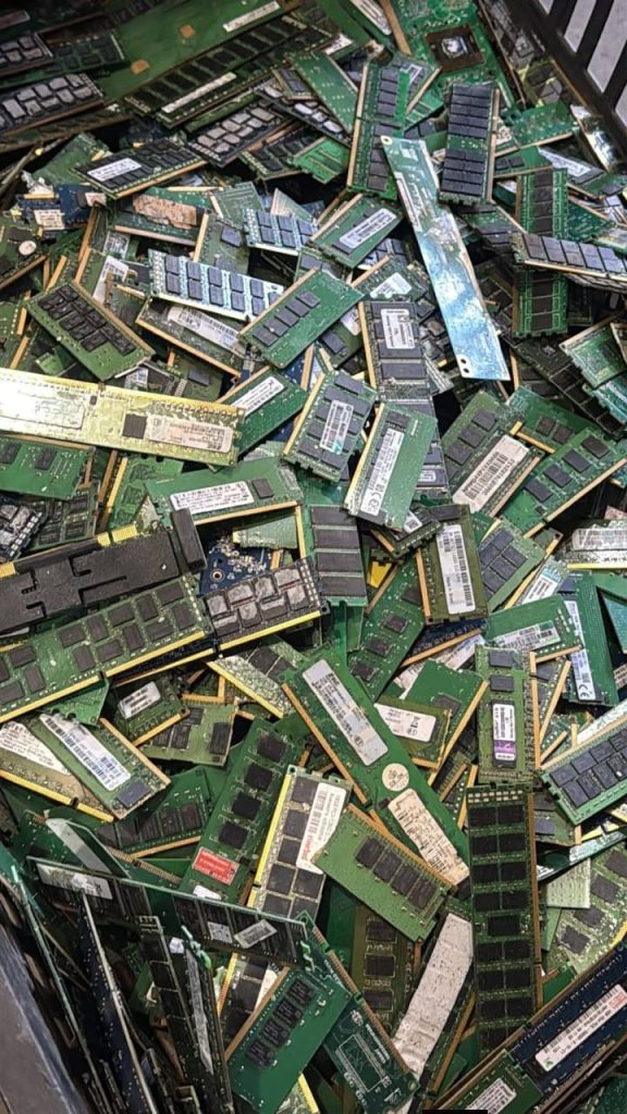 Order Trimmed RAM Fingers DDR online
